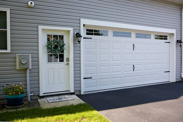 24/7 Emergency Garage Door Panel Replacement experts in Limon, CO